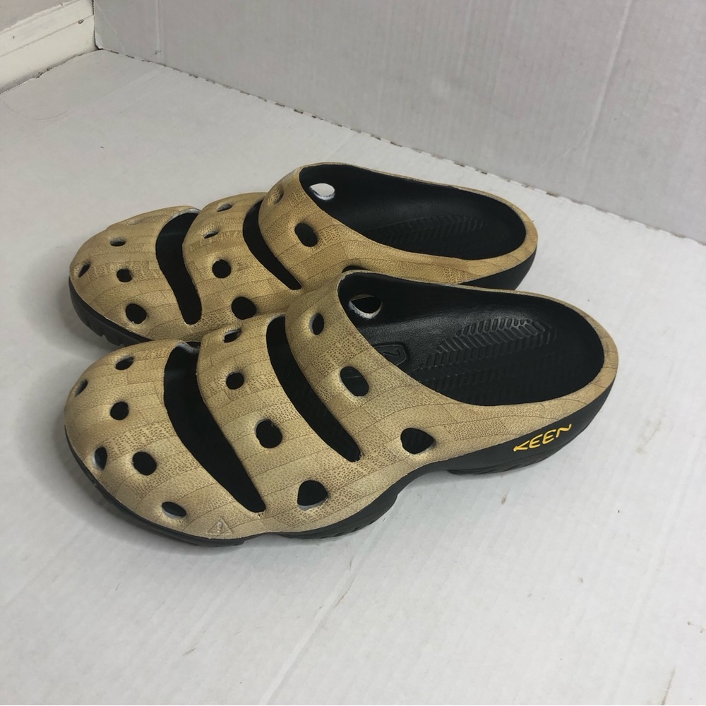 Keen Mules Yogui Arts Mens Size 11 Slip On Shoes Sandals